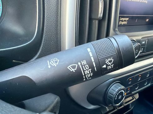 Used 2019 Chevrolet Colorado LT w/ LT Convenience Package RWD image 31