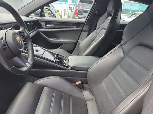 Used 2024 Porsche Panamera w/ Premium Package RWD image 24