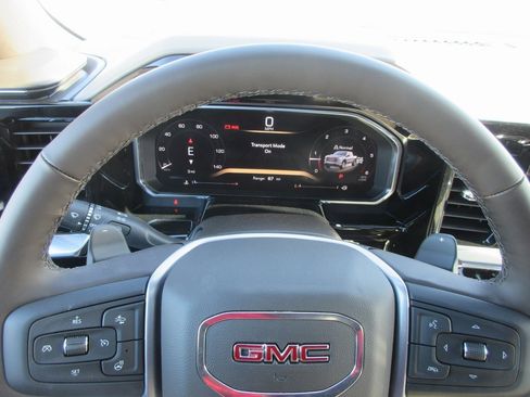 New 2026 GMC Sierra 1500 SLT w/ SLT Premium Plus Package image 18