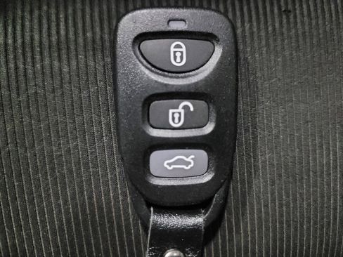 Used 2018 Hyundai Elantra SE FWD image 31