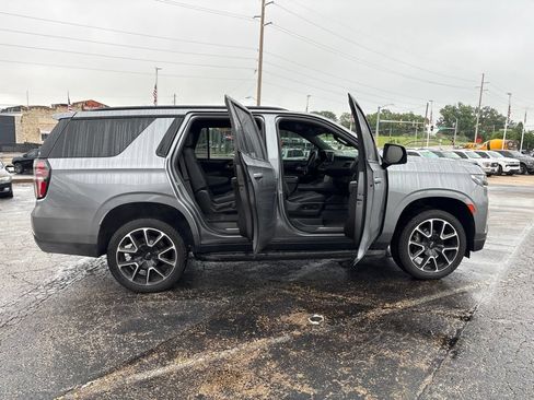 Used 2021 Chevrolet Tahoe RST w/ Luxury Package AWD/4WD image 8