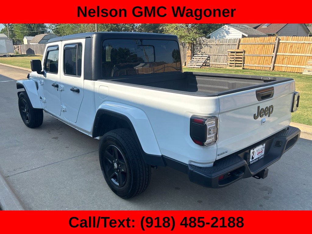 Used 2023 Jeep Gladiator Sport AWD/4WD image 4