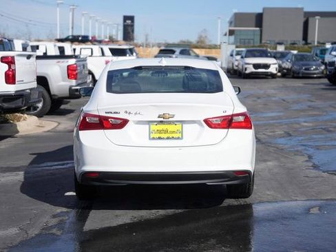 Used 2018 Chevrolet Malibu LT image 7