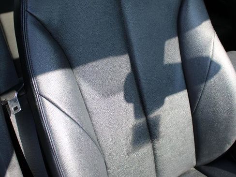 Used 2014 BMW 320i xDrive Sedan image 13