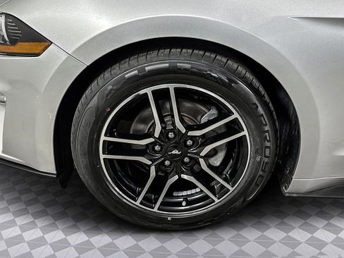 Used 2018 Ford Mustang Premium image 30