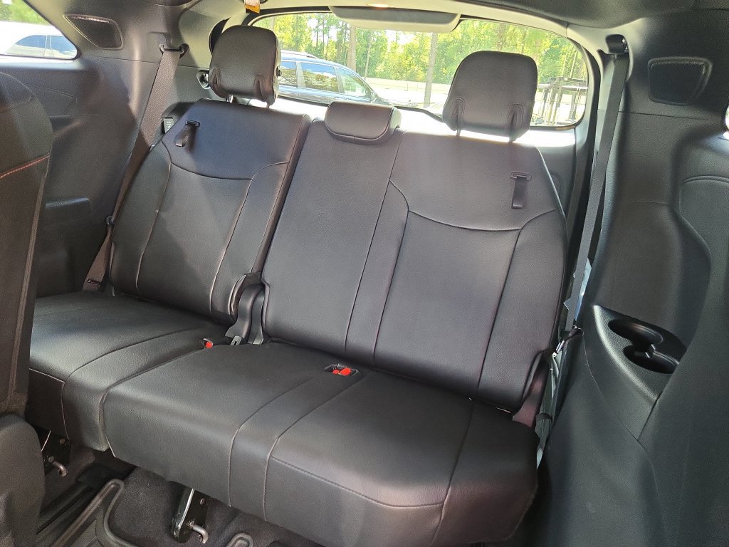 Used 2026 Toyota Sienna XSE FWD image 21