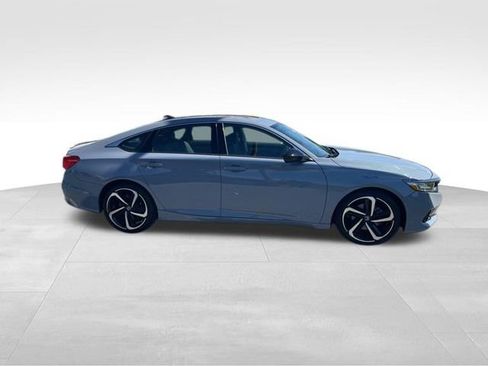 Used 2022 Honda Accord Sport image 8
