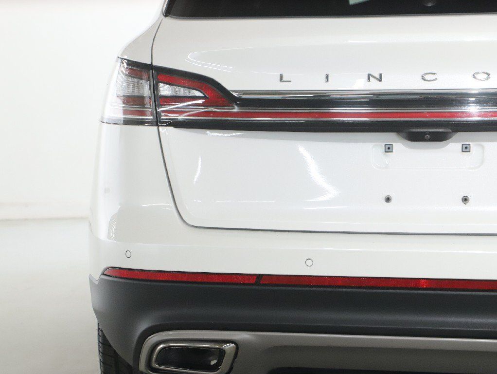 Used 2023 Lincoln Nautilus FWD w/ Premium Package image 43