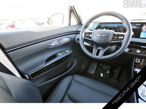 Used 2026 Genesis GV70 2.5T image 11