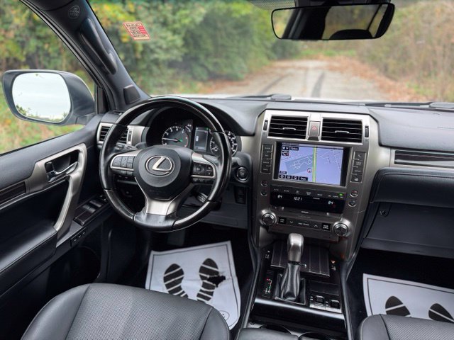 Used 2021 Lexus GX 460 Premium w/ Premium Package AWD/4WD image 28