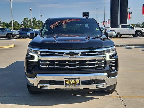 Used 2023 Chevrolet Silverado 1500 LTZ RWD image 2