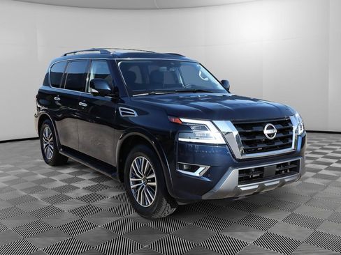 Used 2023 Nissan Armada SL w/ Captain's Chairs Package AWD/4WD image 10