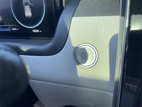 Used 2022 Hyundai Tucson Limited image 27