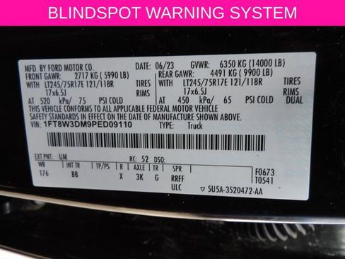 Used 2023 Ford F350 Platinum w/ FX4 Off-Road Package image 16