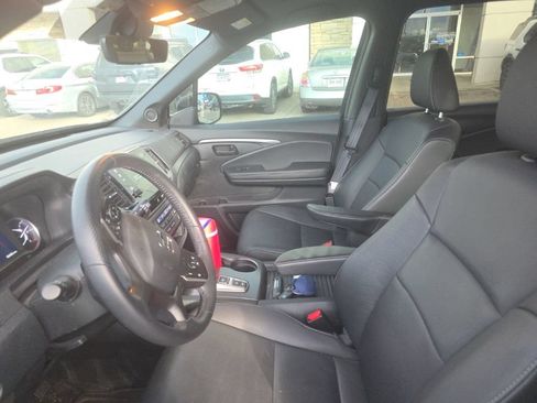 Used 2023 Honda Passport EX-L image 7