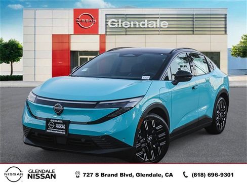 New 2026 Nissan Leaf Platinum+ image 1