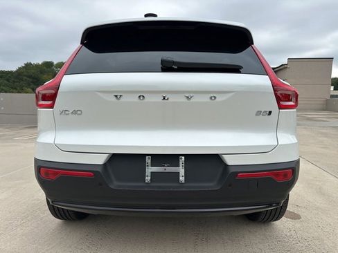 New 2026 Volvo XC40 B5 Plus w/ Protection Package Premier image 6