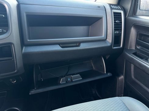 Used 2017 RAM 3500 Tradesman w/ Chrome Appearance Group image 20