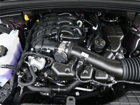 New 2025 Jeep Grand Cherokee Laredo image 33