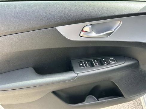Used 2024 Kia Forte LXS image 20