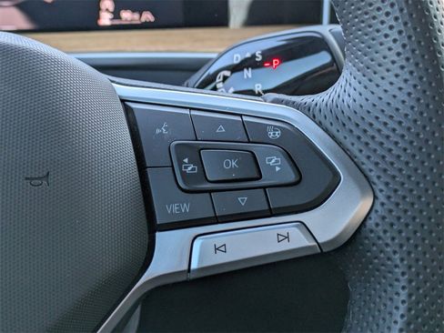 Certified 2026 Volkswagen Tiguan SEL R-Line image 38