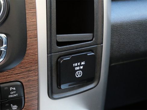 Used 2016 RAM 1500 Laramie w/ Convenience Group image 22