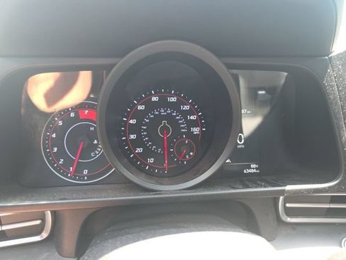 Used 2023 Hyundai Elantra SEL FWD image 16
