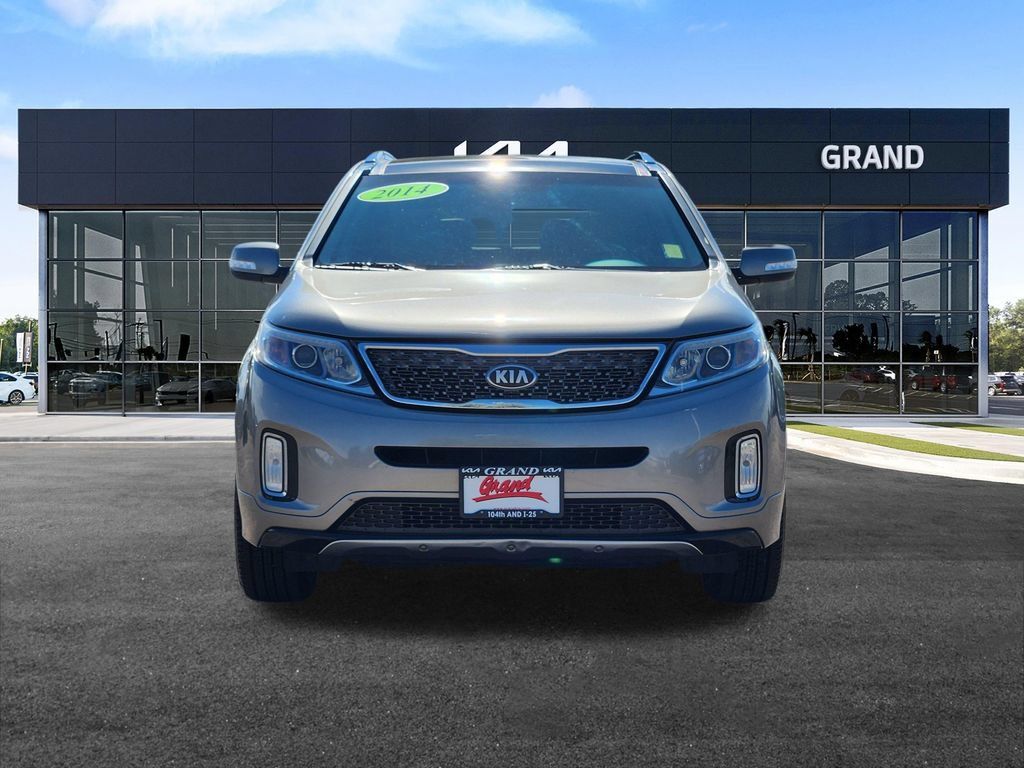 Used 2014 Kia Sorento SX w/ 3rd Row Package FWD image 3