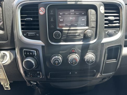 Used 2024 RAM 1500 Classic SLT AWD/4WD image 28