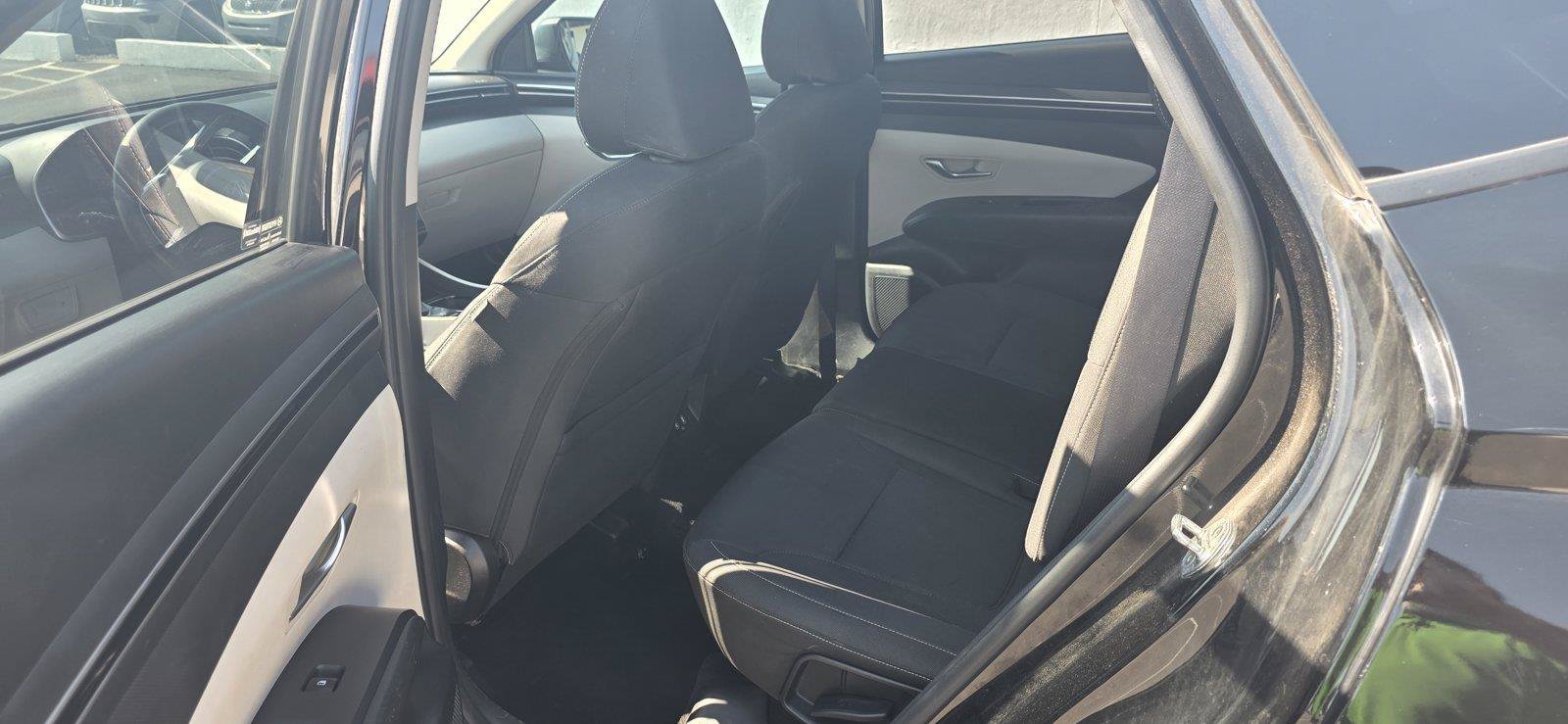 Used 2022 Hyundai Tucson SEL FWD image 12