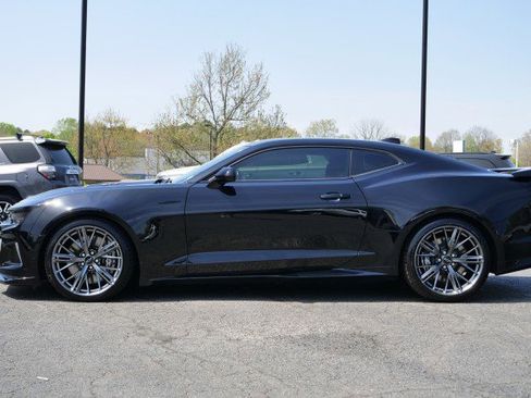 Used 2023 Chevrolet Camaro ZL1 image 11