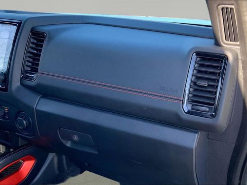 Used 2022 Nissan Frontier PRO-4X w/ Off-Road Protection Package image 18