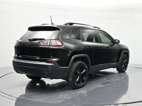 Used 2020 Jeep Cherokee Latitude Plus FWD image 5