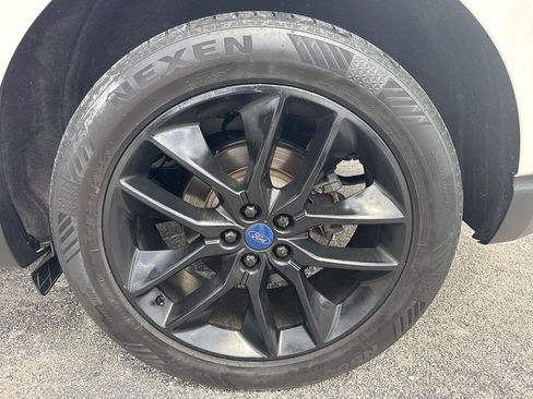 Used 2017 Ford Edge Titanium w/ Equipment Group 301A FWD image 47