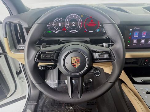 New 2026 Porsche Cayenne image 12