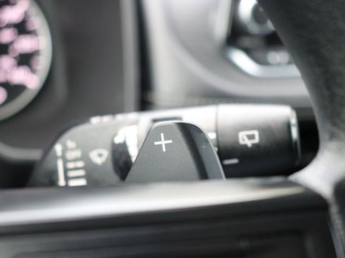 Used 2024 Nissan Rogue S FWD image 29