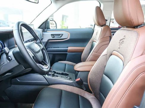 New 2025 Ford Bronco Sport Outer Banks w/ Sasquatch Outer Banks Package image 19