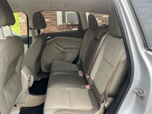 Used 2014 Ford Escape SE image 9