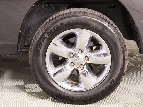 Used 2019 RAM 1500 Tradesman w/ Chrome Plus Package image 16