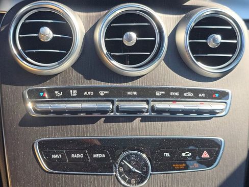 Used 2021 Mercedes-Benz C 300 4MATIC Sedan image 32