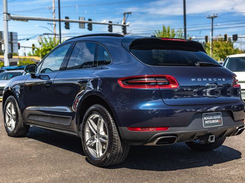Used 2018 Porsche Macan w/ Premium Package Plus AWD/4WD image 10