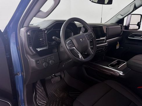 New 2026 Chevrolet Silverado 2500 LTZ w/ Trail Boss Package AWD/4WD image 9