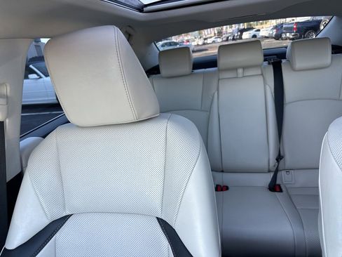 Used 2023 Lexus ES 350 w/ Premium Package image 26