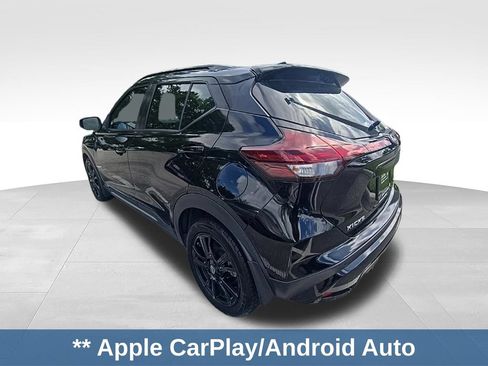 Used 2023 Nissan Kicks SR w/ SR Premium Package FWD image 3