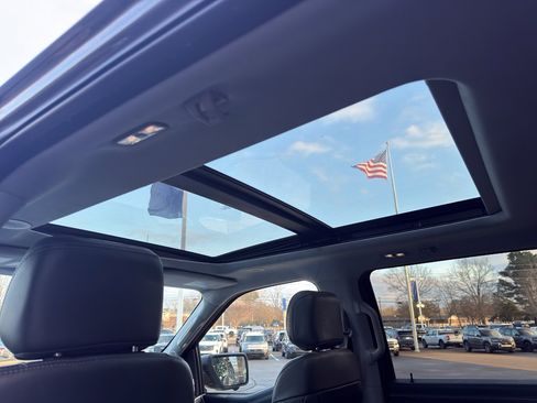 Used 2021 Ford F150 Limited image 10