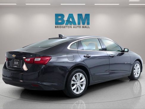 Used 2023 Chevrolet Malibu LT FWD image 7