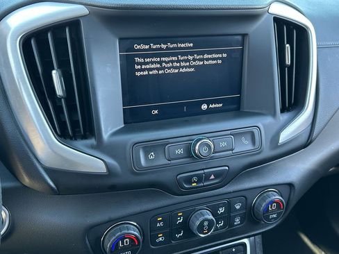 Used 2022 GMC Terrain SLE w/ Driver Convenience Package image 14