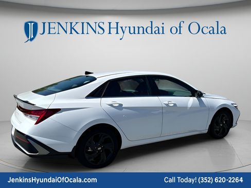 New 2026 Hyundai Elantra SEL Sport Premium FWD image 6