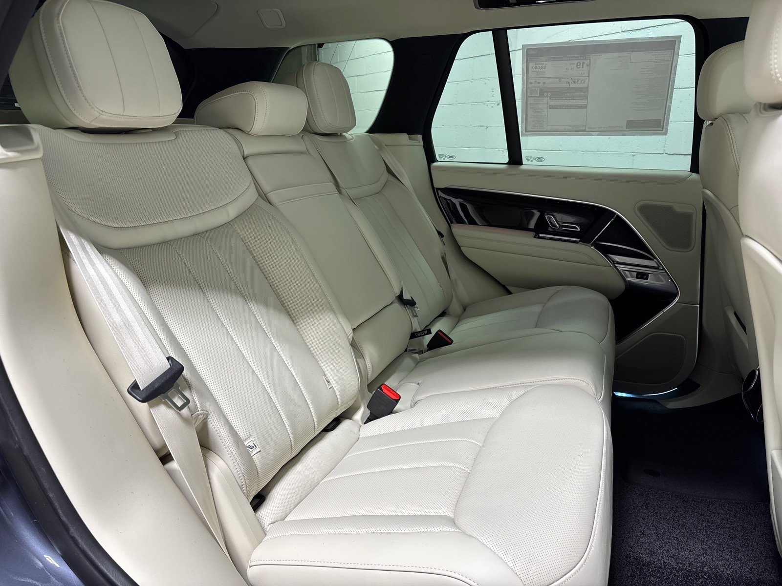 New 2026 Land Rover Range Rover SE AWD/4WD image 38