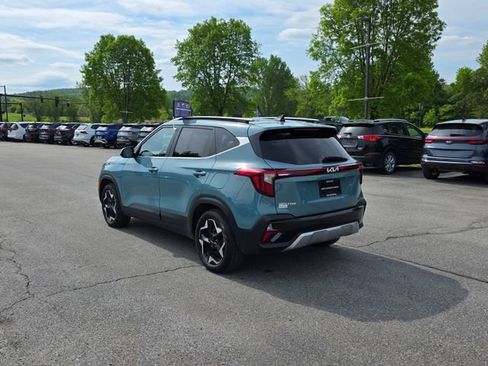 Certified 2025 Kia Seltos EX w/ EX Sunroof Package AWD/4WD image 6
